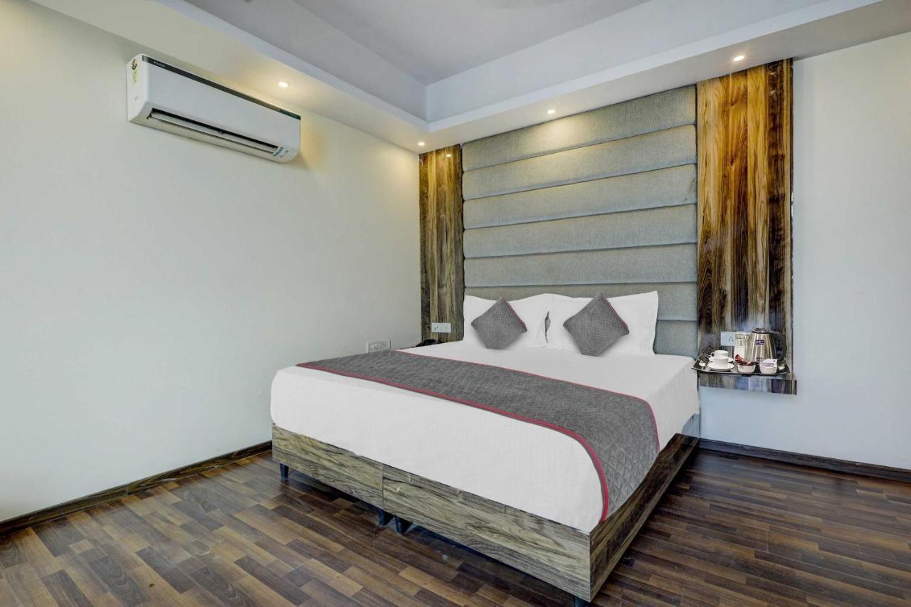 Townhouse Golden King Hotel Ню Делхи Екстериор снимка