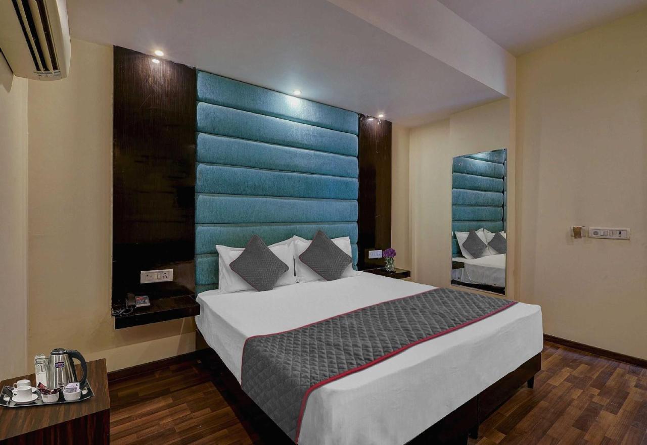 Townhouse Golden King Hotel Ню Делхи Екстериор снимка
