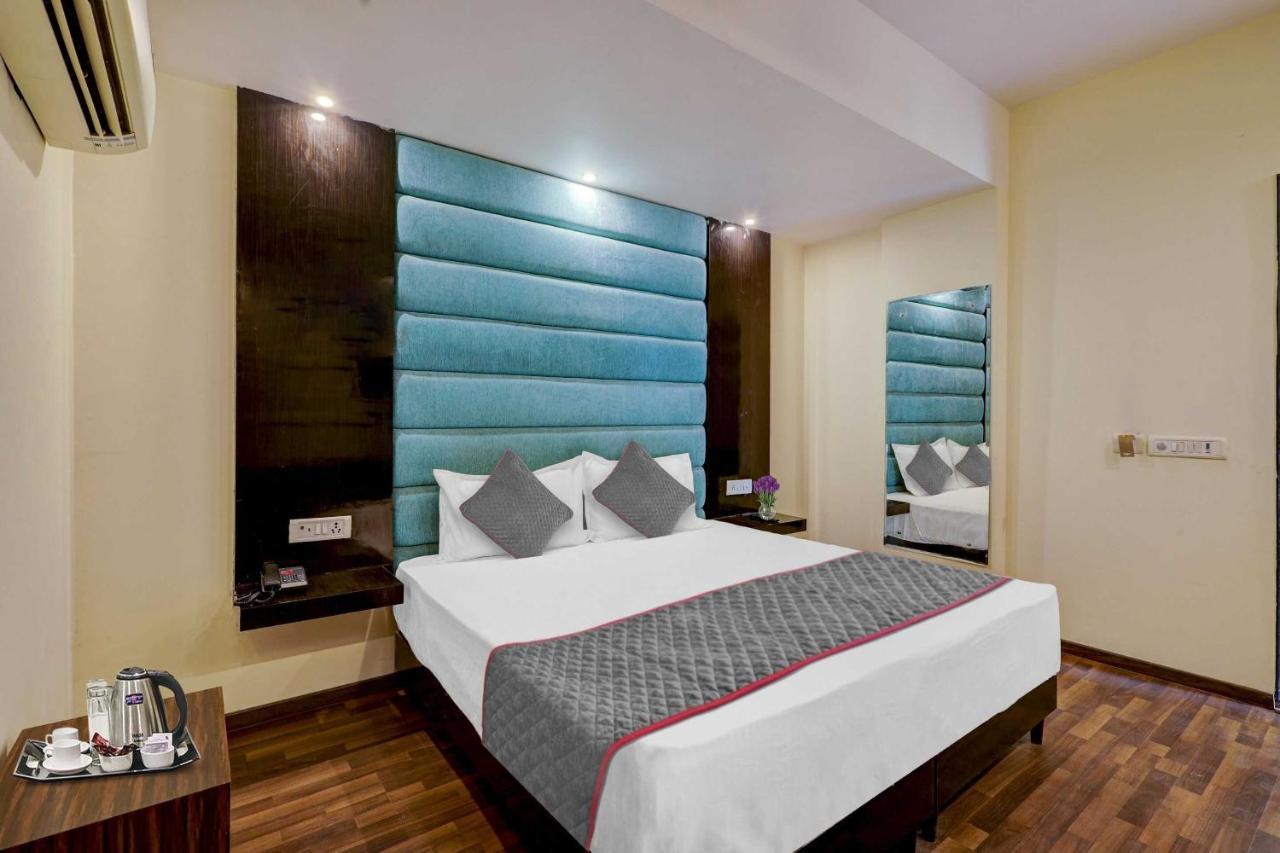 Townhouse Golden King Hotel Ню Делхи Екстериор снимка
