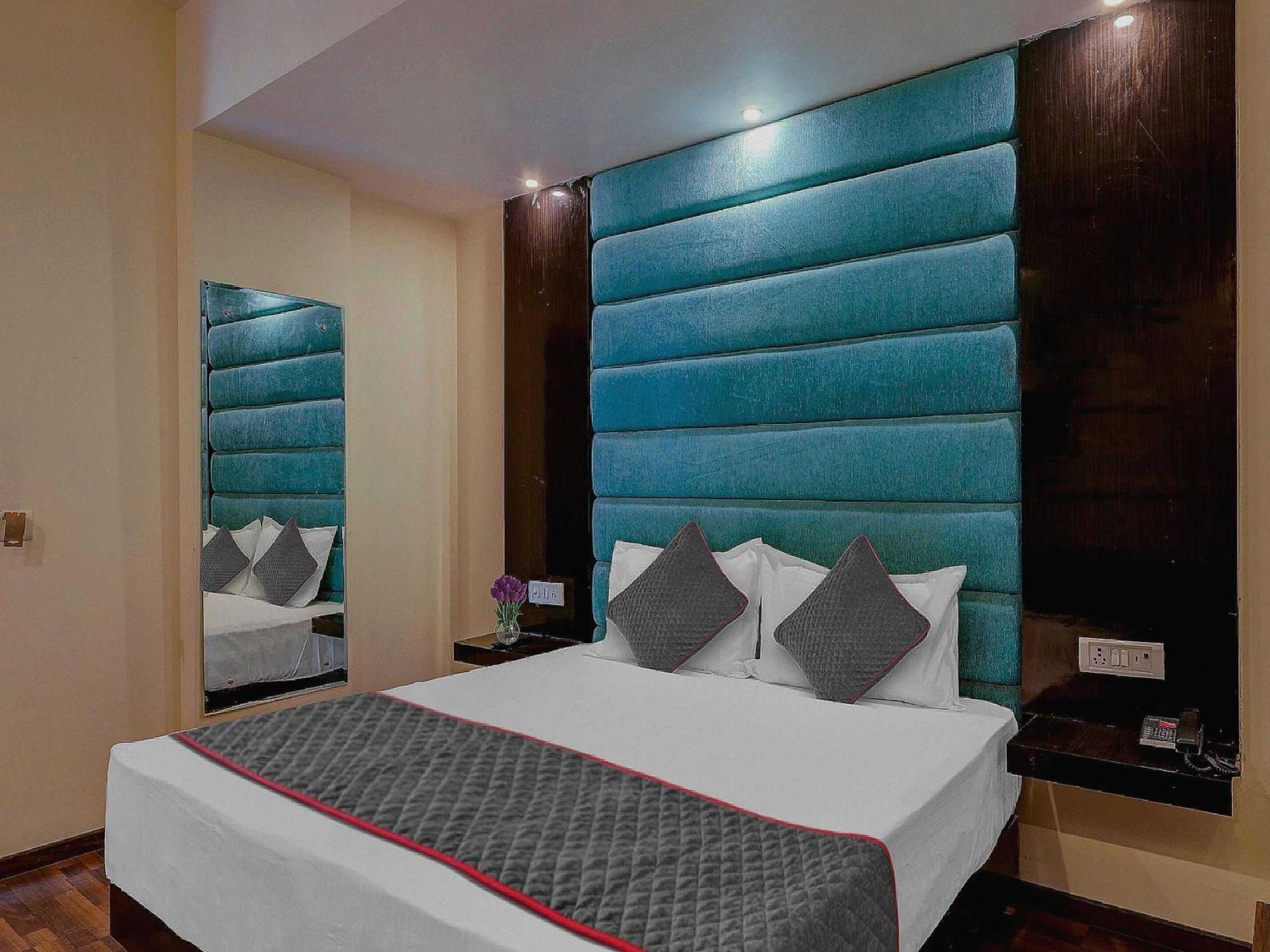 Townhouse Golden King Hotel Ню Делхи Екстериор снимка
